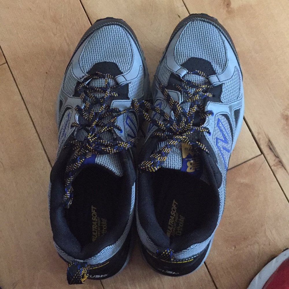 New Balance - Picture 2 of 5
